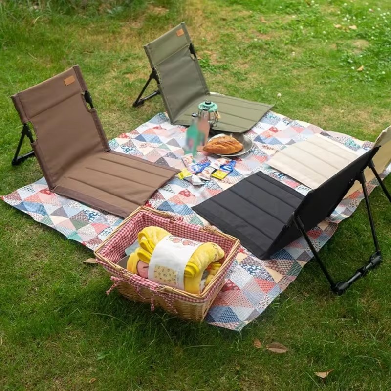 Siège de camping pliable et lé - Outdoor Camping Table And Chairs avis et prix